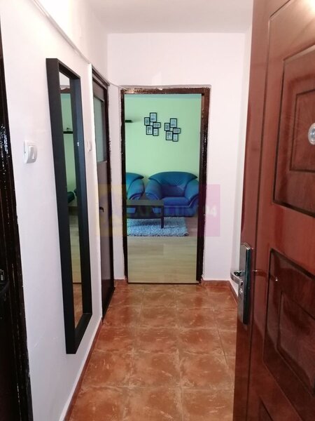 Garsoniera , Virtutii, Militari